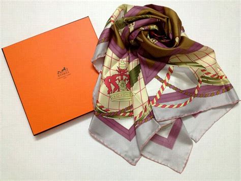 le bon coin foulard hermes|Annonces Echarpe et foulard Hermès .